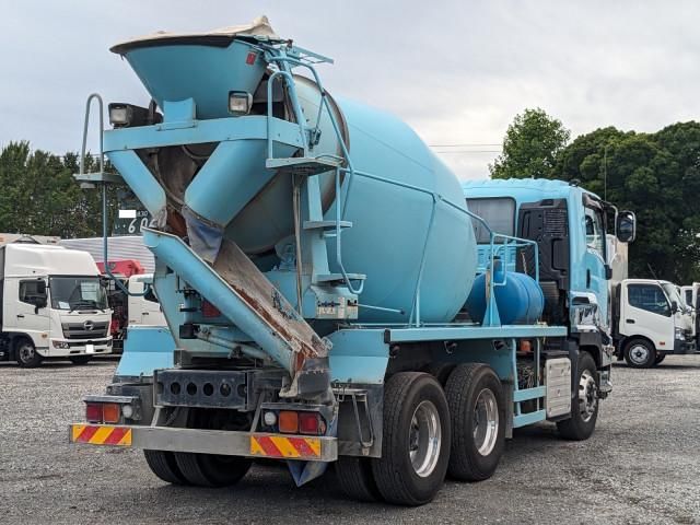 Isuzu GIGA 2017-10 8770713-3