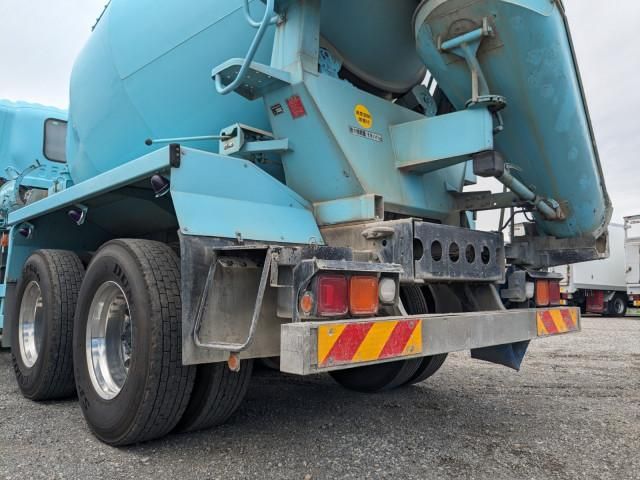 Isuzu GIGA 2017-10 8770713-6