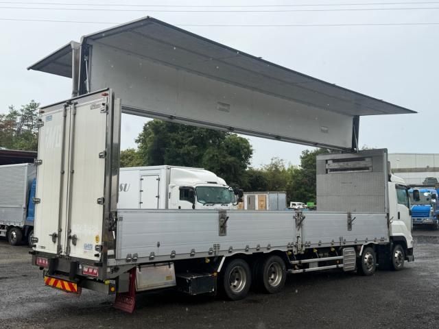 Isuzu GIGA 2018-01 8770714-1