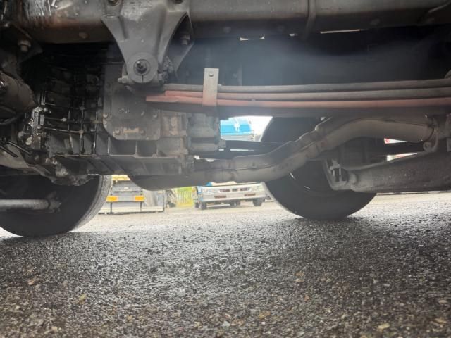 Isuzu GIGA 2018-01 8770714-27