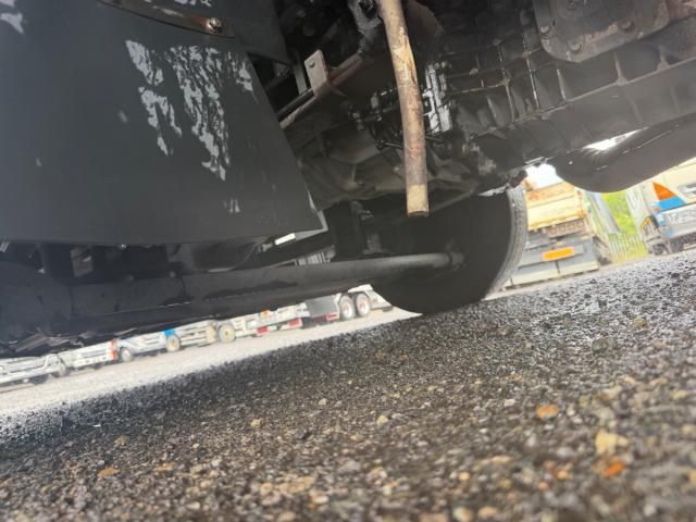 Isuzu GIGA 2018-01 8770714-29