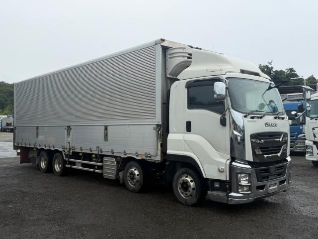 Isuzu GIGA 2018-01 8770714-4