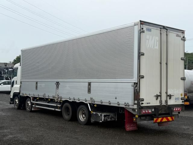 Isuzu GIGA 2018-01 8770714-6