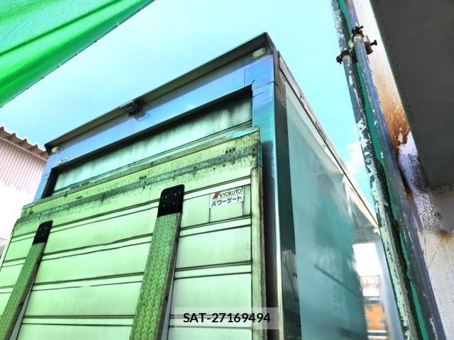 Isuzu GIGA 2012-03 8796056-2
