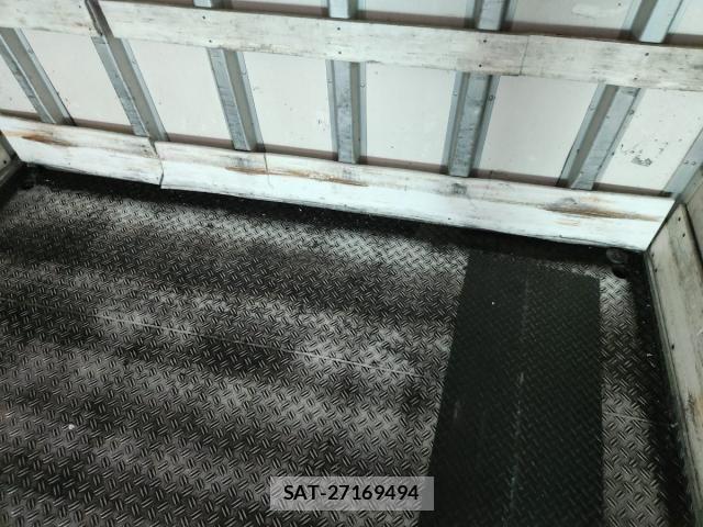 Isuzu GIGA 2012-03 8796056-7