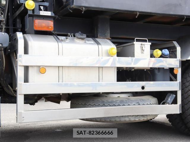 Isuzu GIGA 2023-07 8796055-11