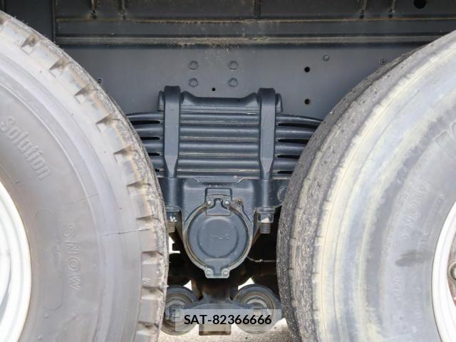 Isuzu GIGA 2023-07 8796055-12
