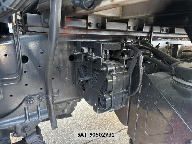Isuzu GIGA 2015-08 8829217-15
