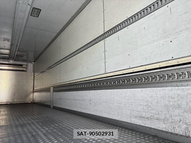 Isuzu GIGA 2015-08 8829217-29