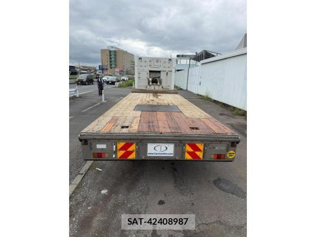Isuzu GIGA 2013-12 8849164-9