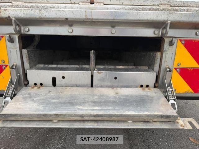 Isuzu GIGA 2013-12 8849164-16