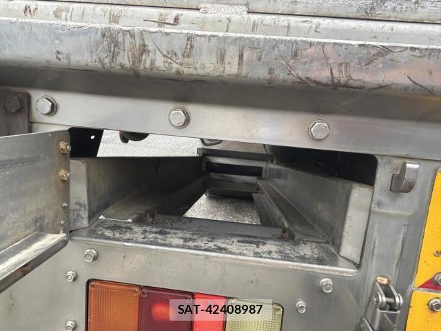 Isuzu GIGA 2013-12 8849164-18