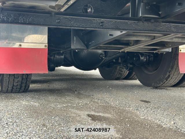 Isuzu GIGA 2013-12 8849164-28