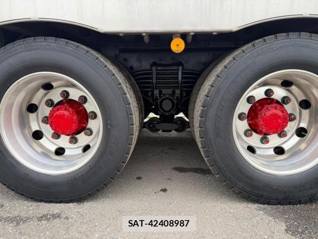 Isuzu GIGA 2013-12 8849164-29