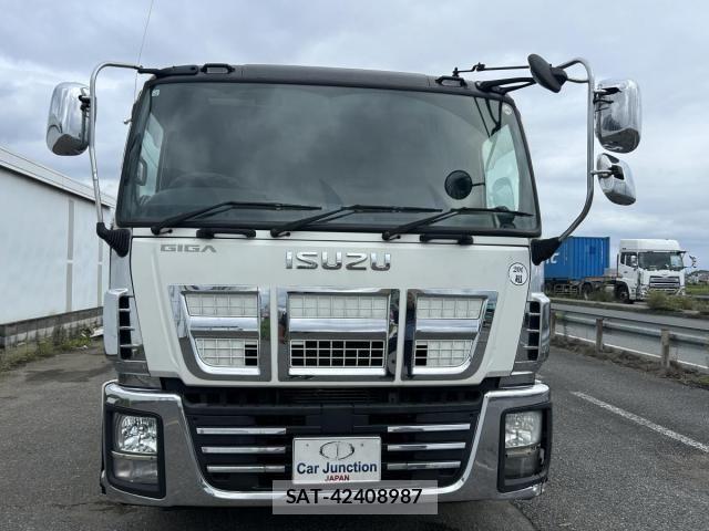 Isuzu GIGA 2013-12 8849164-4