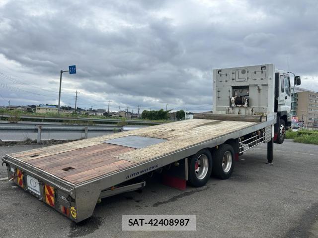 Isuzu GIGA 2013-12 8849164-5