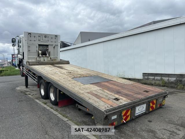 Isuzu GIGA 2013-12 8849164-7