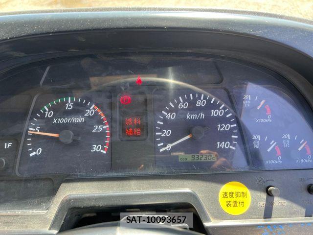 Isuzu GIGA 2011-08 8849169-28
