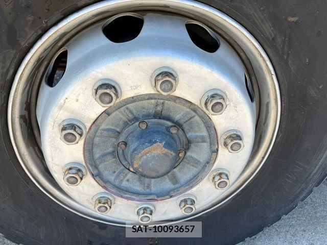 Isuzu GIGA 2011-08 8849169-8