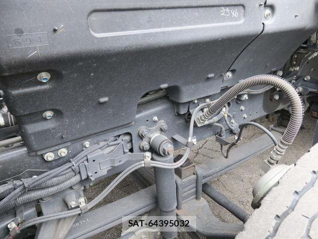 Isuzu GIGA 2025-07 8849161-23