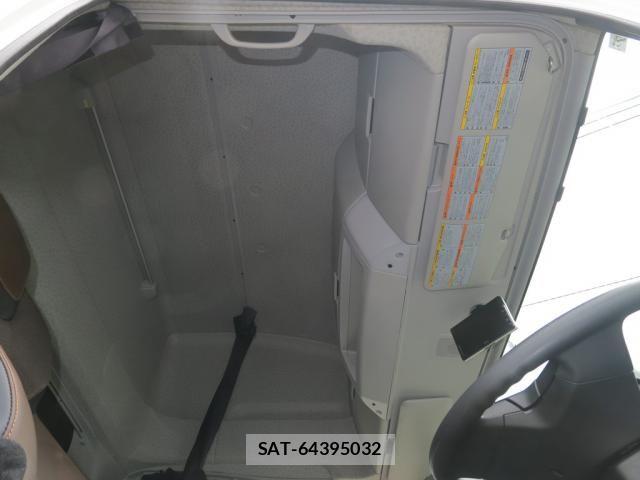 Isuzu GIGA 2025-07 8849161-26