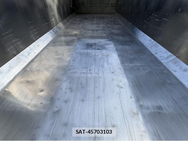Isuzu GIGA 2007-08 8849165-12