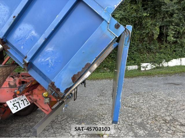 Isuzu GIGA 2007-08 8849165-14