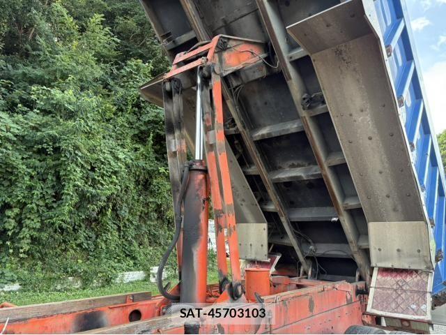 Isuzu GIGA 2007-08 8849165-15