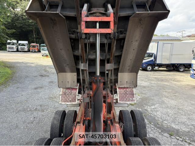 Isuzu GIGA 2007-08 8849165-17