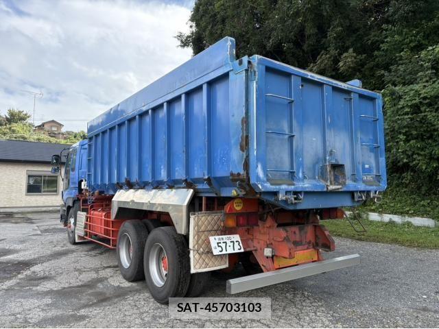 Isuzu GIGA 2007-08 8849165-1