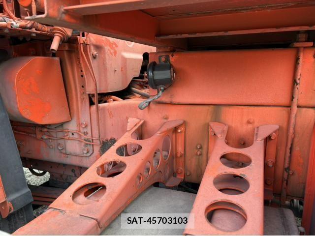 Isuzu GIGA 2007-08 8849165-21
