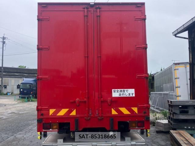 Isuzu GIGA 2010-04 8849168-12