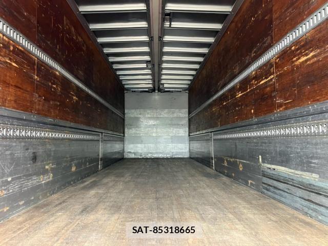 Isuzu GIGA 2010-04 8849168-24