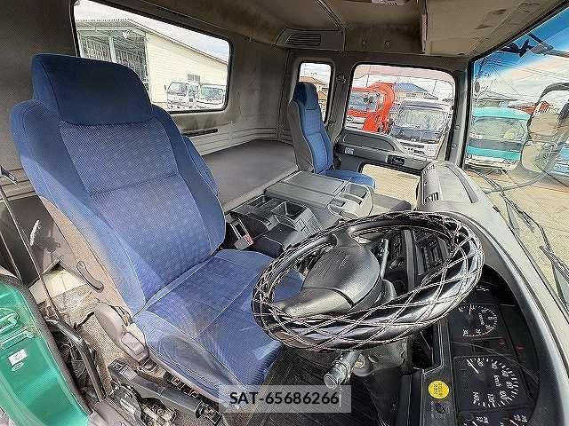 Isuzu GIGA 2014-02 8849167-10