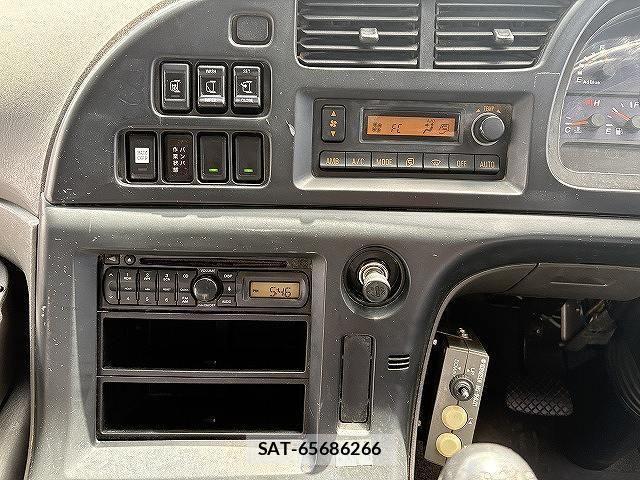 Isuzu GIGA 2014-02 8849167-12