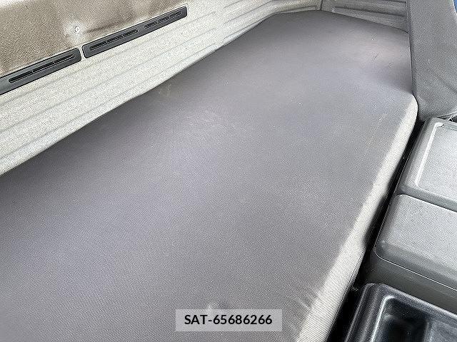 Isuzu GIGA 2014-02 8849167-13