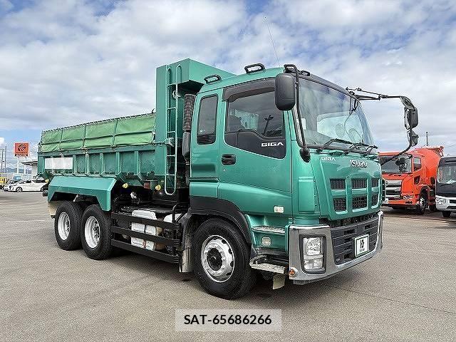 Isuzu GIGA 2014-02 8849167-1