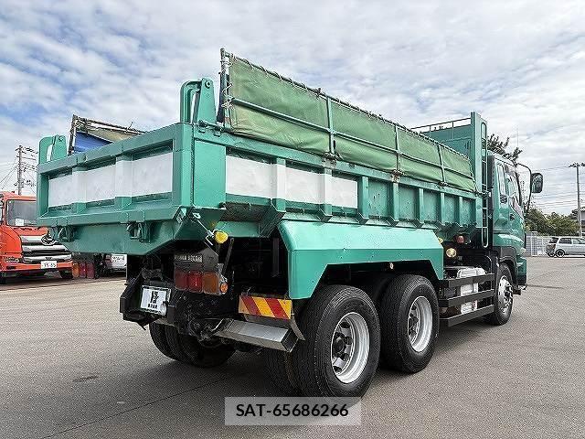 Isuzu GIGA 2014-02 8849167-2