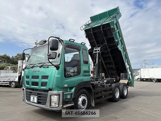 Isuzu GIGA 2014-02 8849167-4