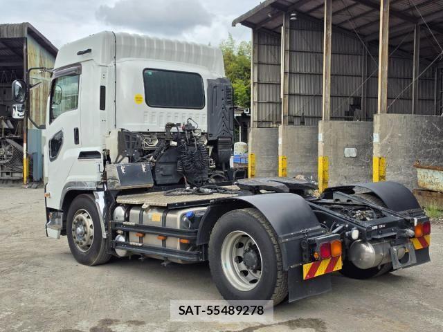 Isuzu GIGA 2017-03 8871085-9