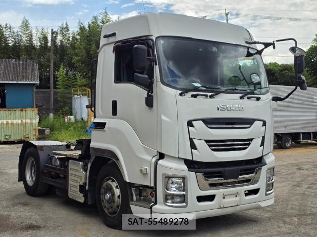 Isuzu GIGA 2017-03 8871085-1