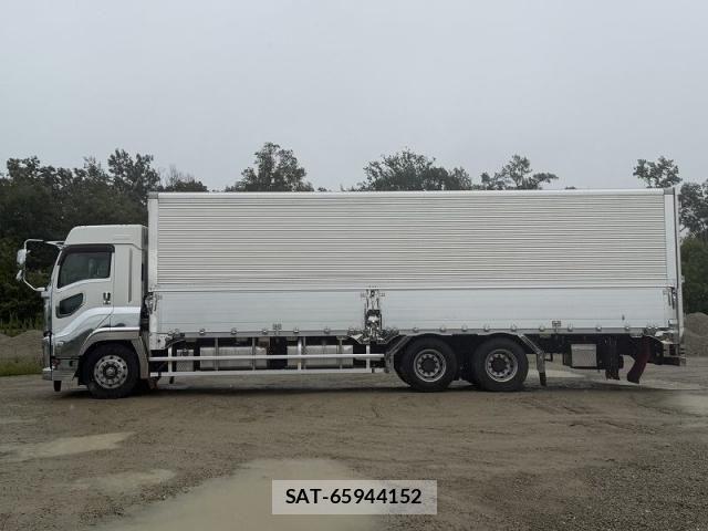 Isuzu GIGA 2012-08 8871083-6
