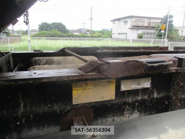 Isuzu GIGA 2014-03 8871082-29