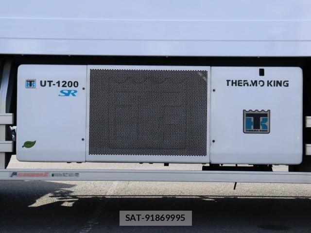 Isuzu GIGA 2016-03 8871081-16