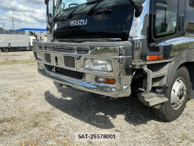 Isuzu GIGA 2005-09 8871084-11