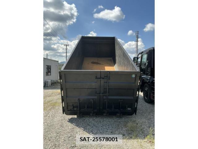 Isuzu GIGA 2005-09 8871084-16