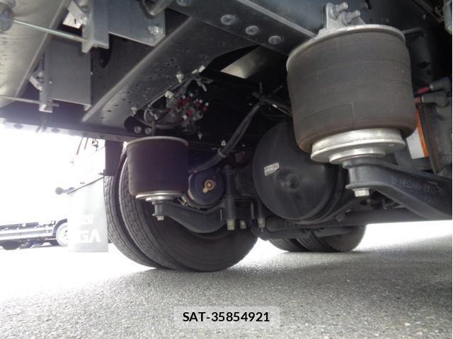 Isuzu GIGA 2025-07 8879913-14