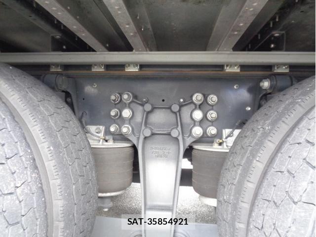 Isuzu GIGA 2025-07 8879913-15