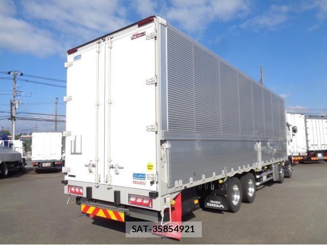 Isuzu GIGA 2025-07 8879913-2