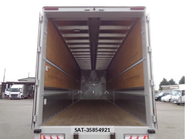 Isuzu GIGA 2025-07 8879913-4